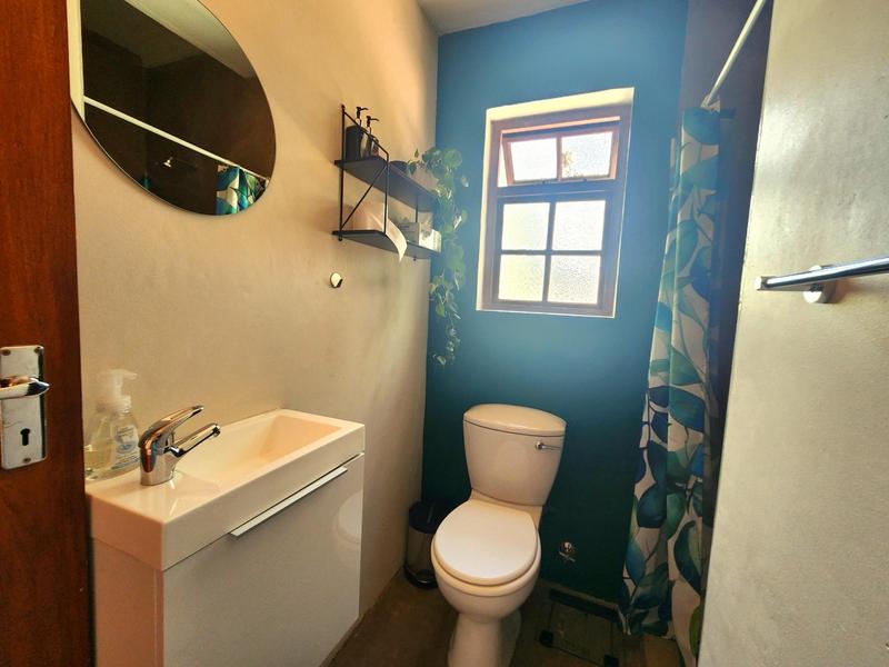 4 Bedroom Property for Sale in Die Wingerd Western Cape